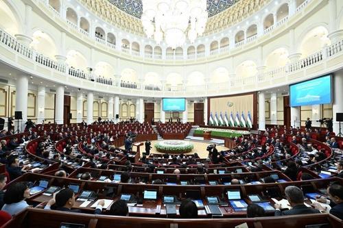 Toshkentda O‘zbekiston Respublikasi Oliy Majlisi Qonunchilik palatasining majlisi o‘tkazilmoqda.